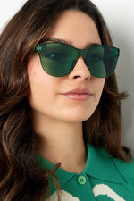 Vivid Tone Shades