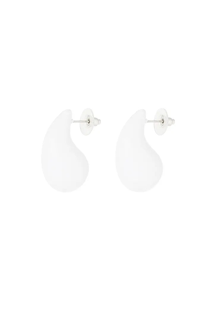 Modern Teardrop Studs