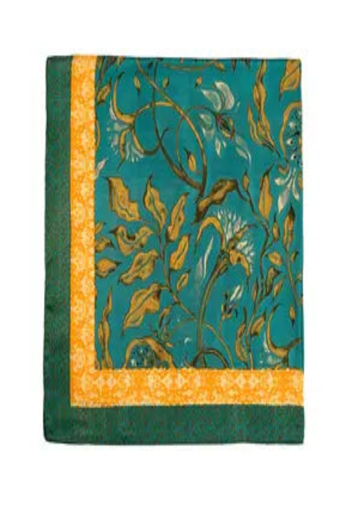 AuroraLeaf Scarf